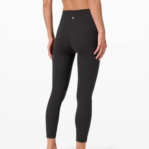 Lululemon wunder under
